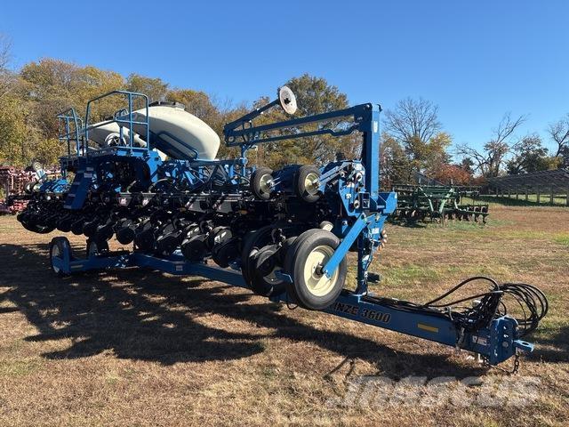 Kinze 3600 Сажалки