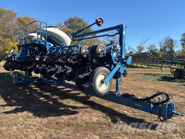 Kinze 3600 Сажалки
