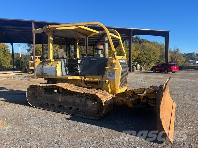 Komatsu  Гусеничные бульдозеры