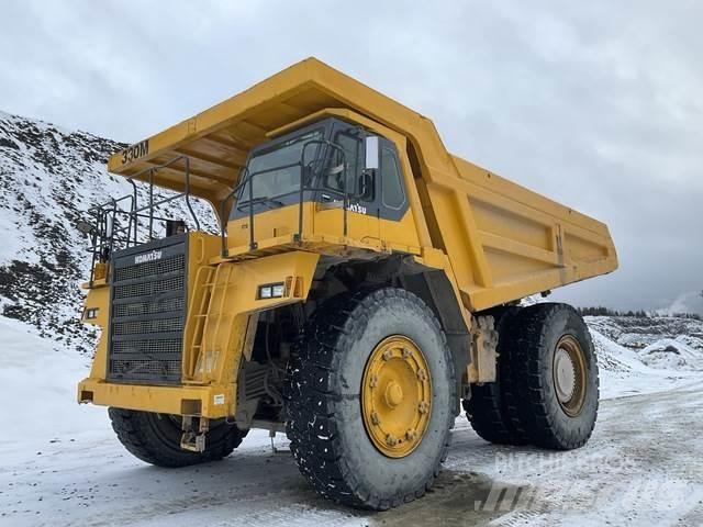 Komatsu 330M Шарнирно-сочленённые самосвалы