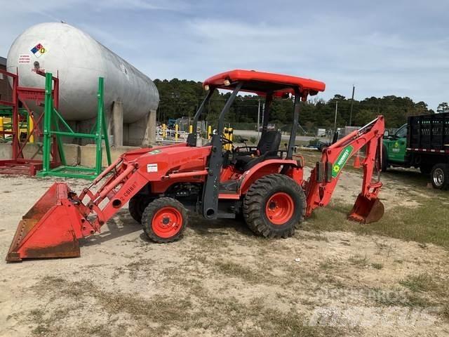 Kubota B26 Коммунальные тракторы