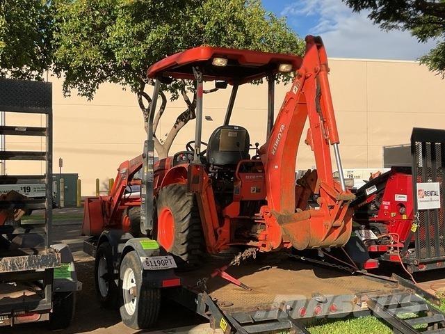 Kubota B26TLB Экскаваторы-погрузчики