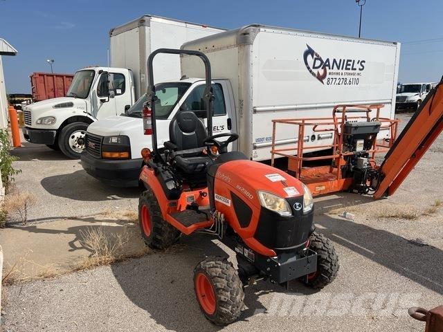 Kubota BX2380 Коммунальные тракторы