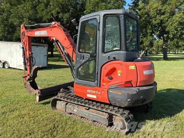 Kubota KX040-4 Гусеничные экскаваторы