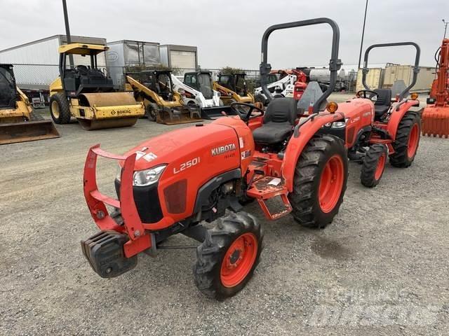Kubota L2501D Коммунальные тракторы