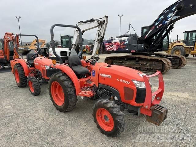 Kubota L2501D Коммунальные тракторы