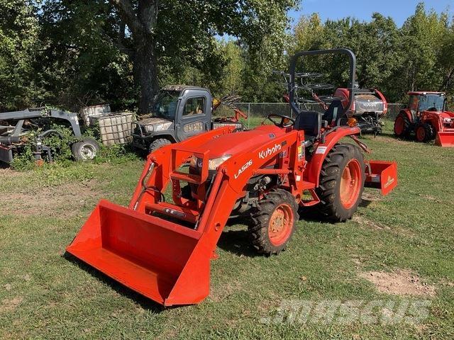 Kubota L2501DT Коммунальные тракторы