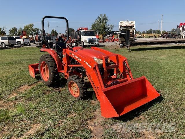 Kubota L2501DT Коммунальные тракторы