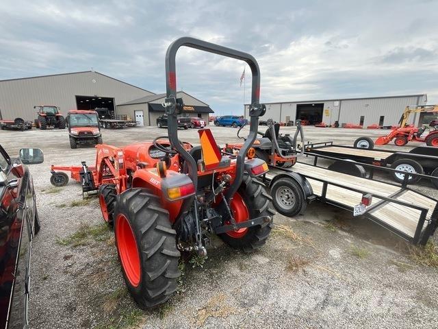 Kubota L3301D Коммунальные тракторы
