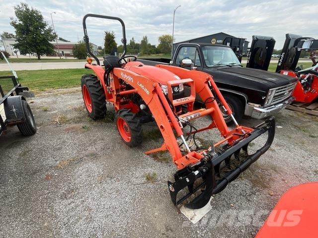 Kubota L3301D Коммунальные тракторы