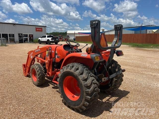 Kubota L3901D Трактора