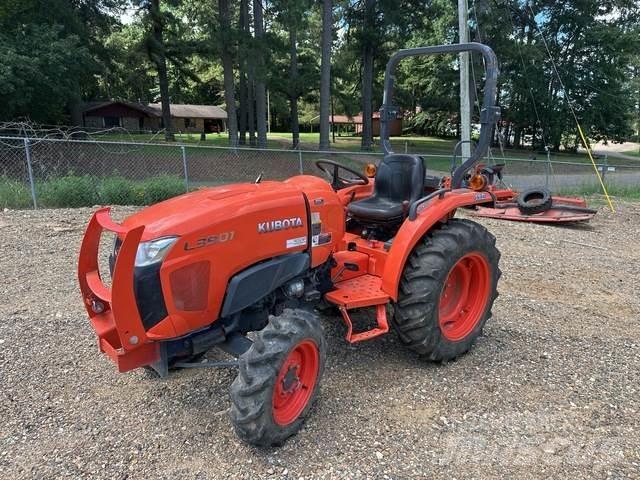 Kubota L3901DT Коммунальные тракторы
