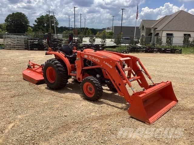 Kubota L3902DT Коммунальные тракторы