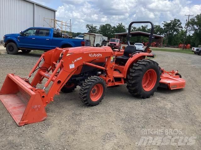 Kubota L4701D Коммунальные тракторы