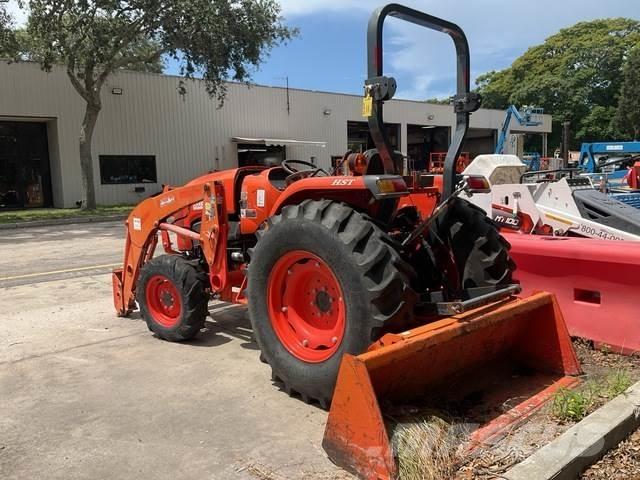 Kubota L4701D Коммунальные тракторы