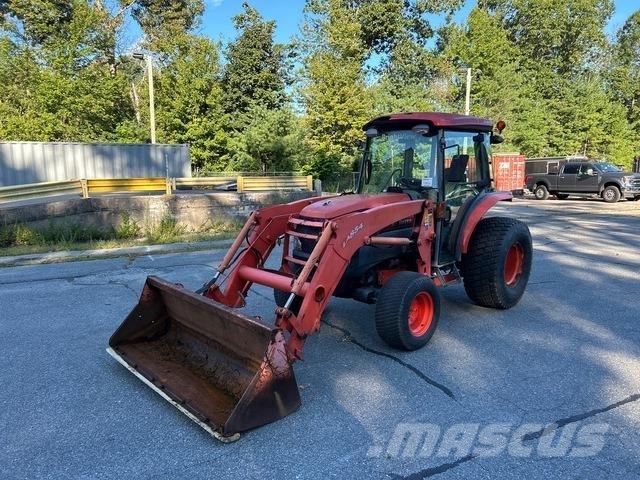 Kubota L5240 Коммунальные тракторы
