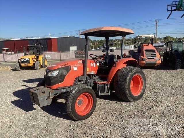 Kubota M7060D Коммунальные тракторы