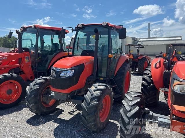 Kubota M7060D Коммунальные тракторы