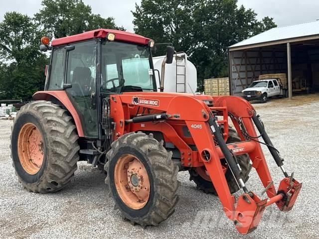 Kubota M9000 Трактора
