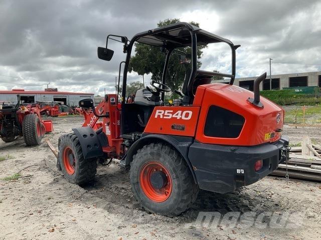 Kubota R540R41 Фронтальные погрузчики