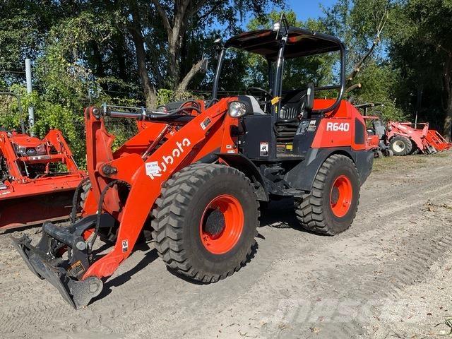 Kubota R640R41 Фронтальные погрузчики