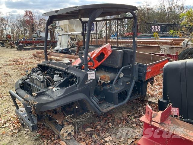 Kubota RTV-900 Коммунальные машины