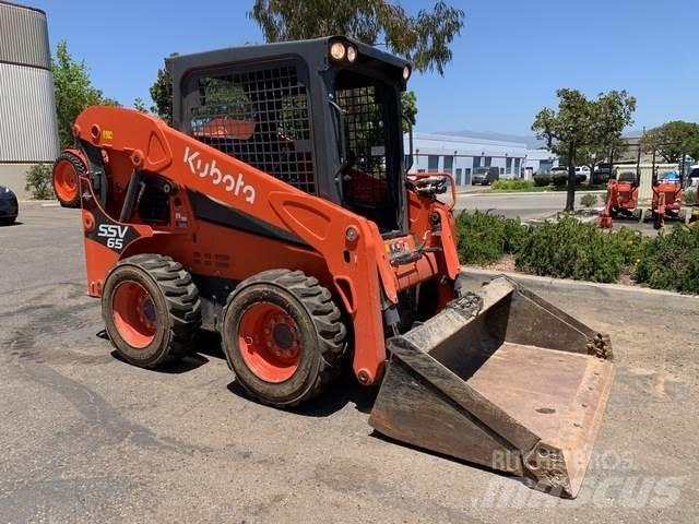 Kubota SSV65P Мини-погрузчики