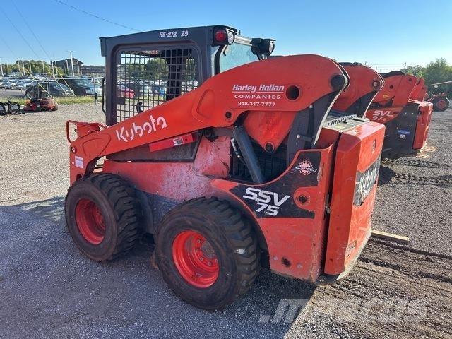 Kubota SSV75 Мини-погрузчики