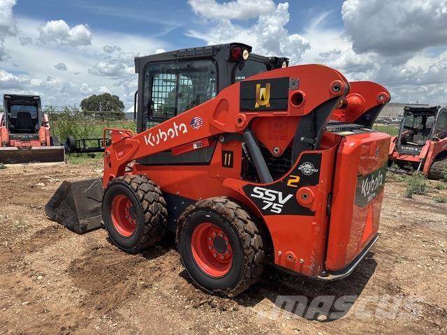 Kubota SSV75HC Мини-погрузчики