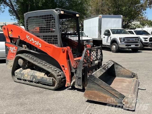 Kubota SVL75-2 Мини-погрузчики