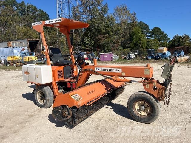 Lay-Mor SM 300 Внутренние подметальные машины