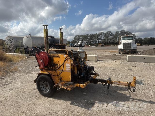 LeeBoy  Строительная техника - Другие