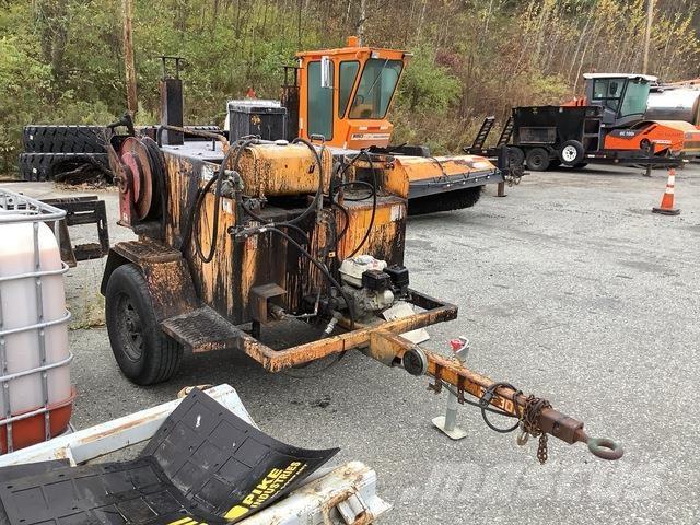 LeeBoy L250T Строительная техника - Другие