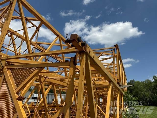 Liebherr 100LC Башенные краны