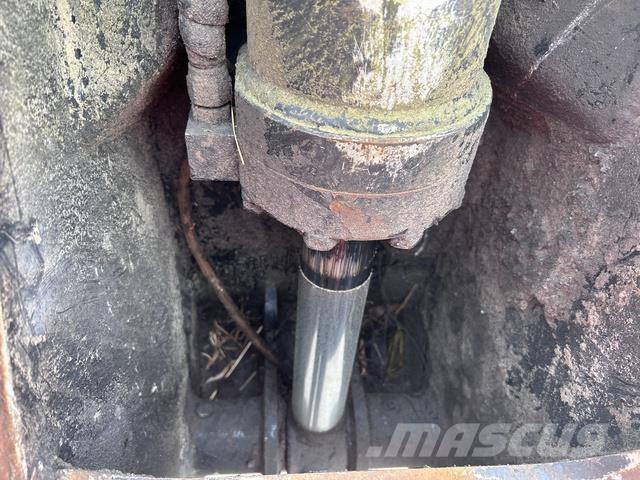 Liebherr 924 Строительная техника - Другие