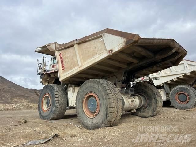 Liebherr T282B Шарнирно-сочленённые самосвалы