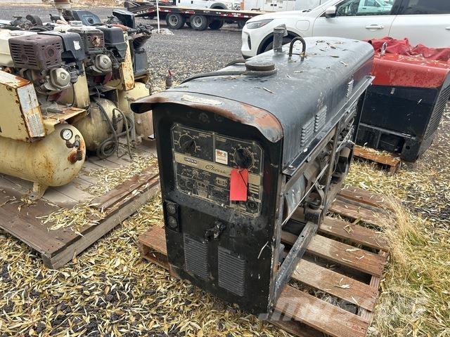 Lincoln  Сварочные аппараты