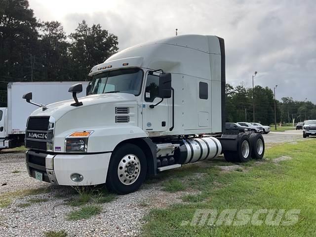 Mack AN64T Седельные тягачи