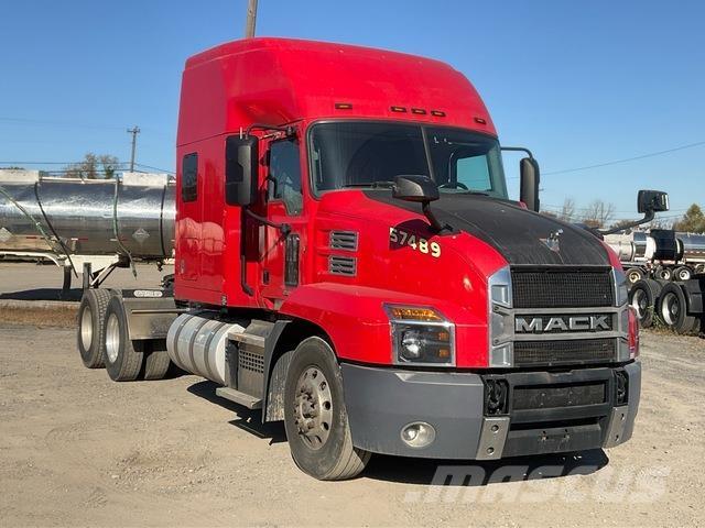 Mack AN64T Седельные тягачи