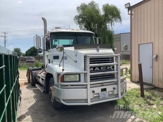 Mack CH613 Седельные тягачи