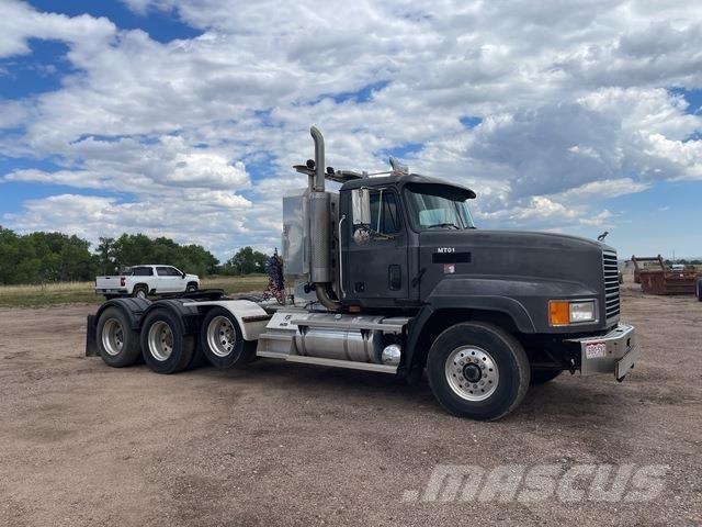 Mack CH613 Седельные тягачи