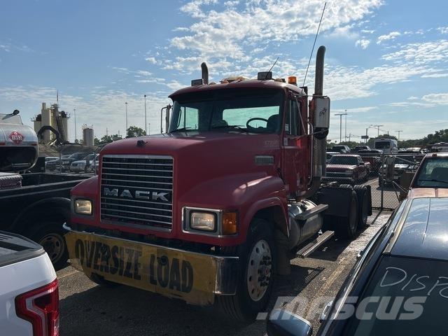 Mack CH613 Седельные тягачи