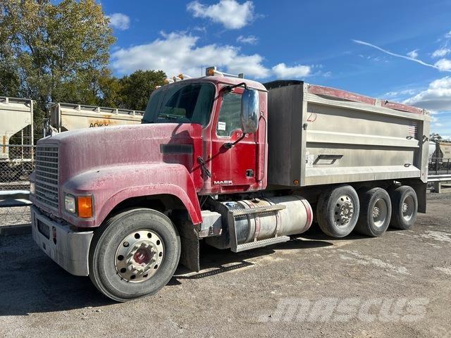 Mack CHU613 Грузовики-Самосвалы