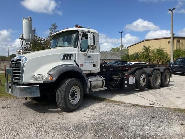 Mack CT713 Скиповые погрузчики