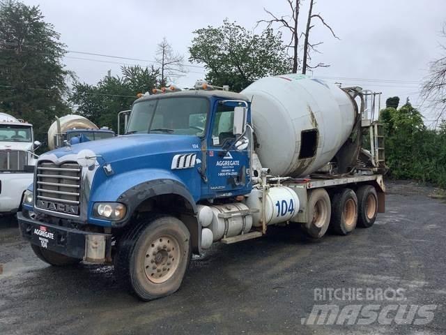 Mack CTP713 Специальные грузовики