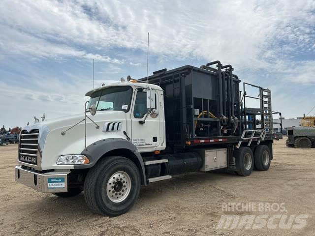 Mack CTR713B Строительная техника - Другие