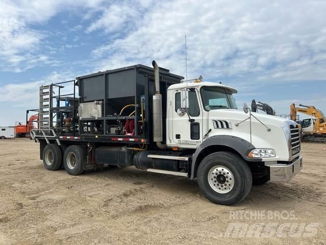 Mack CTR713B Строительная техника - Другие