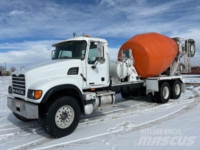 Mack CV513 Специальные грузовики