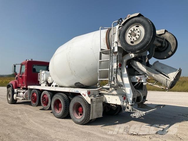 Mack CV513 Специальные грузовики