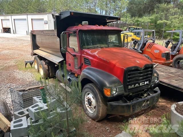 Mack CV700 Грузовики-Самосвалы